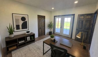 38515 129th St, Aberdeen, SD 57401