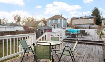 36 England St, Cumberland, RI 02864