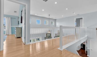 26 Jib Ct, Bayville, NJ 08721
