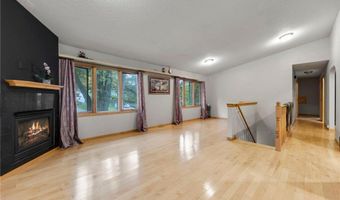 101 Hidden Meadow Ct, Apple Valley, MN 55124