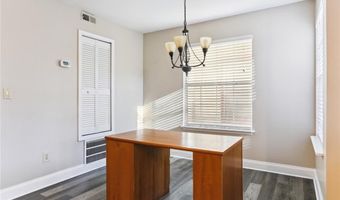 914 Wentworth Ct, Alpharetta, GA 30022
