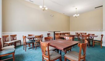 11 Benton Ave E, Albia, IA 52531