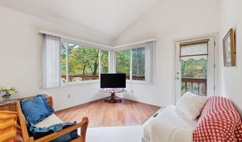 16 SPRUCE HOLLOW Rd, Basye, VA 22810