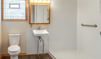 12222 Cenfield St NE, Alliance, OH 44601