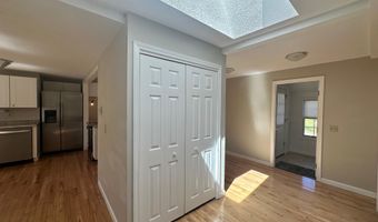 75 Northport Ave, Belfast, ME 04915
