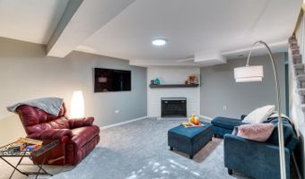 5151 PIEDMONT Pl, Annandale, VA 22003