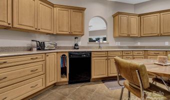 44 Pacifico Dr, Asheville, NC 28806