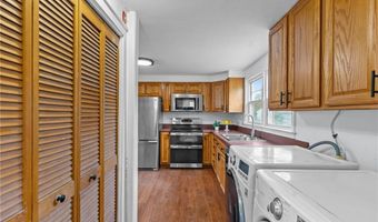 4 Sherbrooke Rd, Barrington, RI 02806