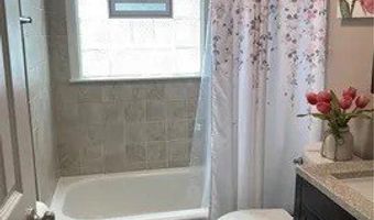 256 S Roanoke Ave, Austintown, OH 44515