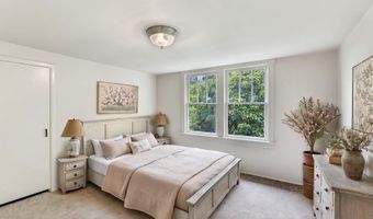 4405 COMMERCIAL St, Astoria, OR 97103