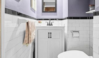 705 Overlook Dr, Alliance, OH 44601
