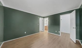 300 Briarcrest Dr 140, Ann Arbor, MI 48104
