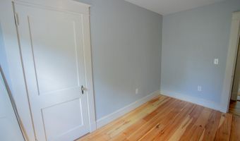 27 Princeton St, Bangor, ME 04401
