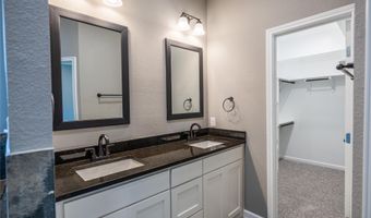 207 S James St, Alvarado, TX 76009