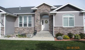 5002 Cassie Dr, Chubbuck, ID 83202