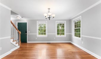 20 Wheelock Ave, Cranston, RI 02920