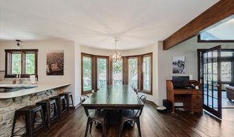 8414 Gallant Fox Dr, Indianapolis, IN 46217