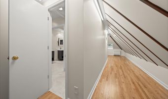 5104 SCARSDALE Rd, Bethesda, MD 20816