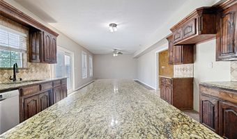 8700 Sallys Way, Alvarado, TX 76009