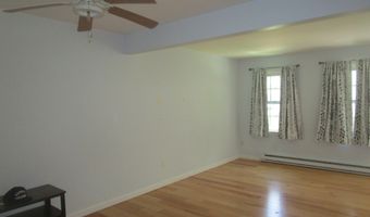 4 Founders Vlg 4, Clinton, CT 06413