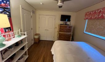 565 Cedar Ln, Batesville, IN 47006