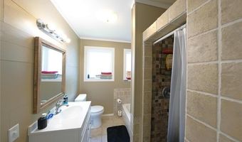 919 S 2nd St, McAlester, OK 74501