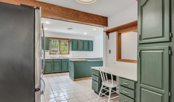 22806 W Loon Lake Blvd, Antioch, IL 60002