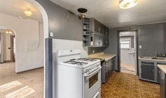 119 S Woodard Ave, Absarokee, MT 59001