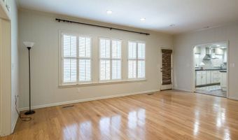 220 Lakeshore Dr, Alma, GA 31510