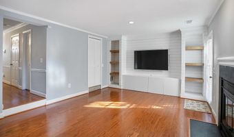 5115 SKYLINE VILLAGE Ct, Alexandria, VA 22302