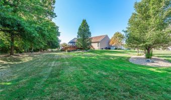 650 Eastpointe Ct, Amherst, OH 44001