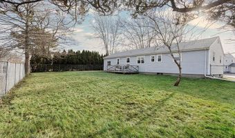 11 Granada Ter, Middletown, RI 02842