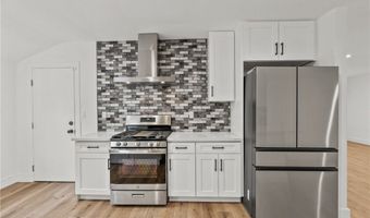 13817 Bromwich St, Arleta, CA 91331