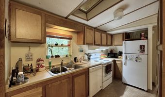 19133 SUNRISE Ln, Brookings, OR 97415