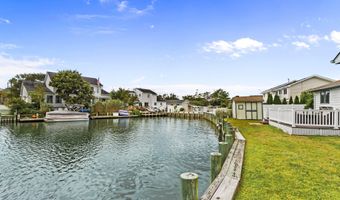 12 E Longport Ave, Bayville, NJ 08721