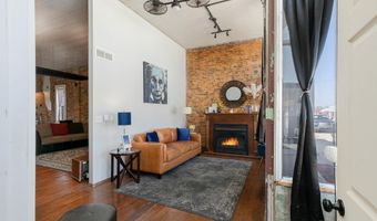 207 W Main St, Ash Grove, MO 65604