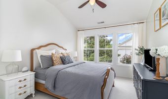 507 Village Loop Dr, Apex, NC 27502
