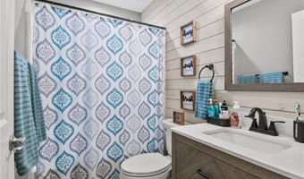111 Aegean Ave, Amherst, NY 14228