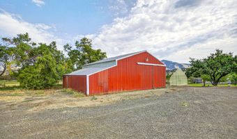 855 Reiten Dr, Ashland, OR 97520