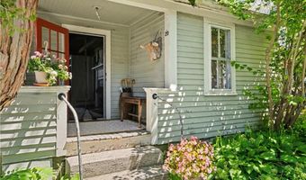 20 Anthony St, Newport, RI 02840