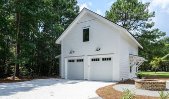 20 Millers Pond Dr, Beaufort, SC 29907