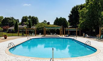 2307 Pittsfield Blvd, Ann Arbor, MI 48104