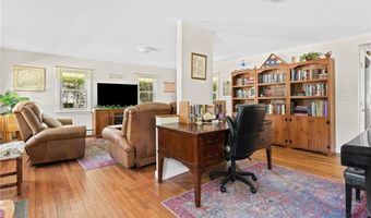 76 W Allenton Rd, North Kingstown, RI 02852