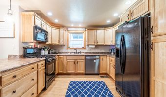 315 N York St, Albion, IN 46701