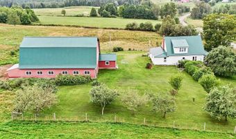 2066 Hinman Settler Rd, Brownington, VT 05860