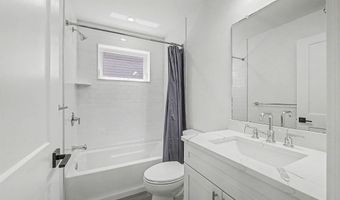 38 N Boston Ave B Upper, Atlantic City, NJ 08401