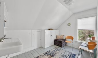 92 Pinewood Ave, Bethlehem, NH 03574