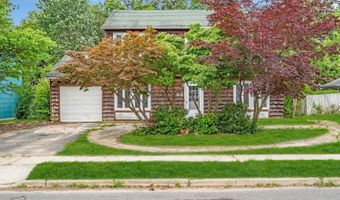 33 WINDWARD Dr, Barnegat, NJ 08005