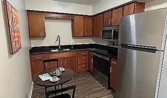 602 SE Grant St 1, Ankeny, IA 50021