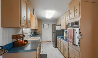 581 S Barnstead Rd, Barnstead, NH 03225